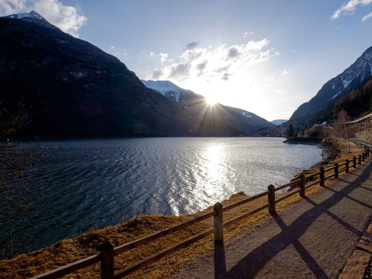 lago di Poschiavo lago di Poschiavo