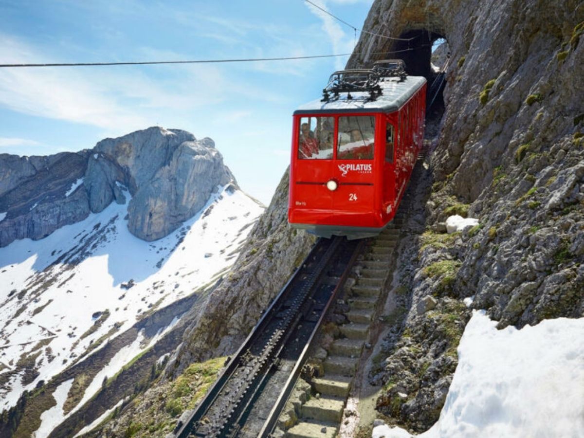 Escursione alla vetta del monte Pilatus.jpg