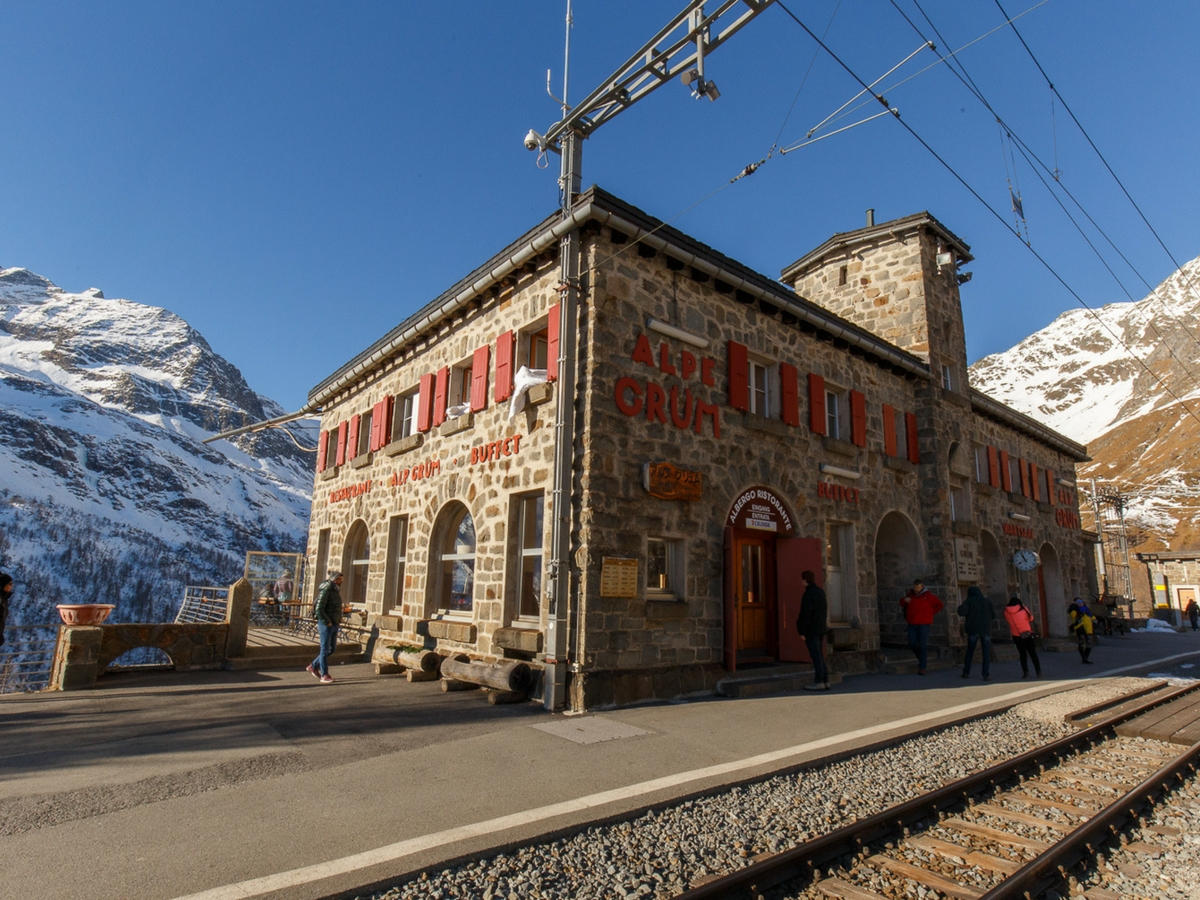 Ristorante e terrazza panoramica ad Alp Gruem