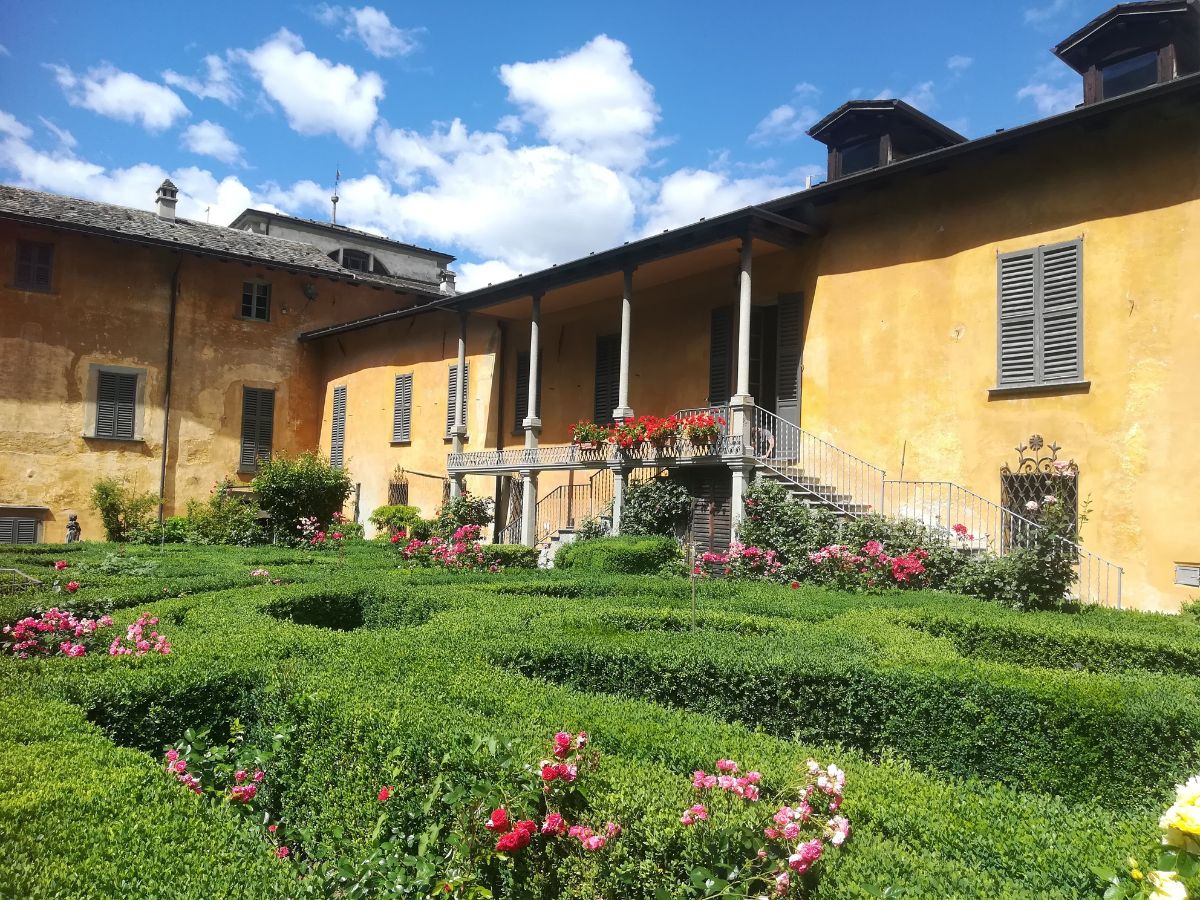 Giardino con siepi di bosso