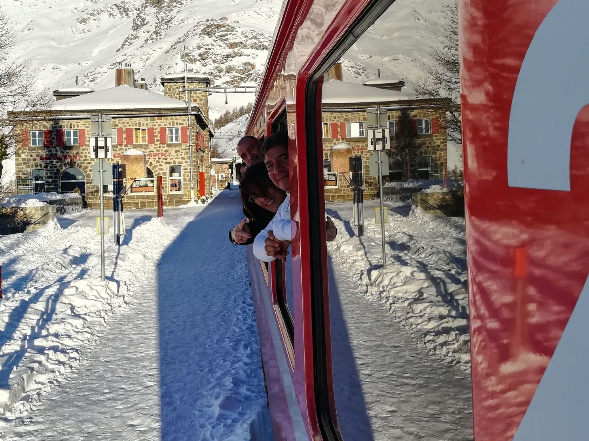 Tour guidato sul trenino.jpg