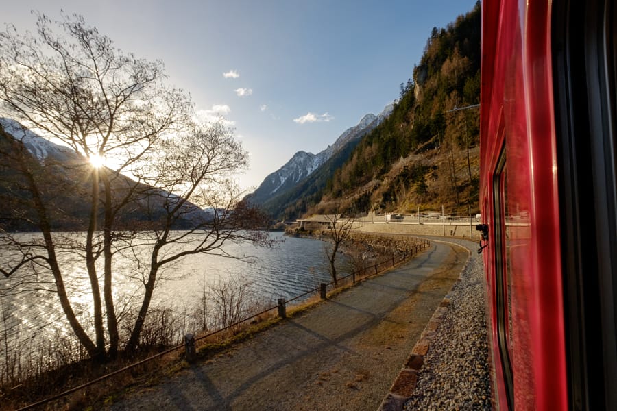 Lago di Poschiavo in autunno
